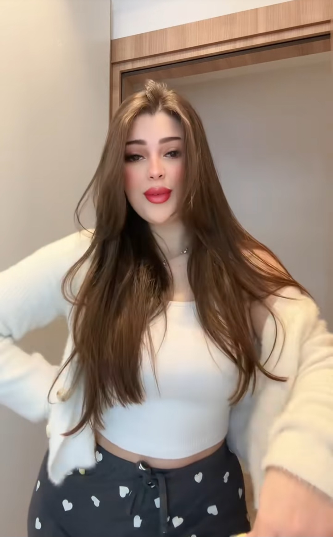 Hoor ElGana_XtDLw